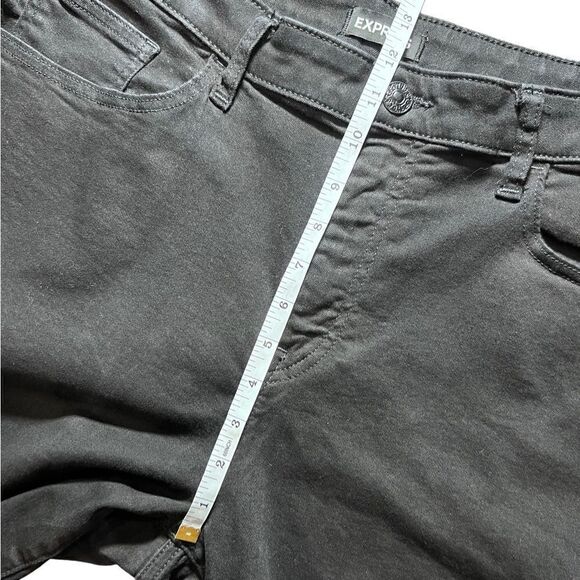 Express slim denim jean shorts cut off style black size 38 - Picture 11 of 13